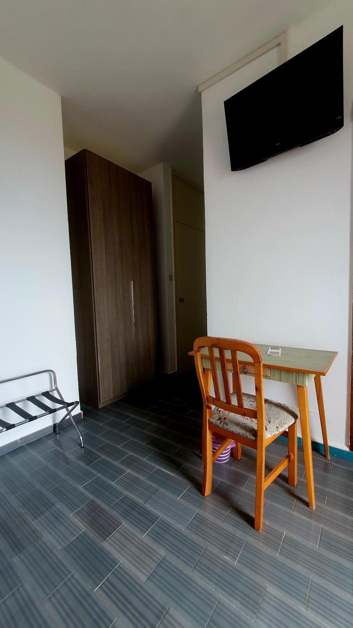 Hotel Serena Spiazzi Di Caprino Экстерьер фото