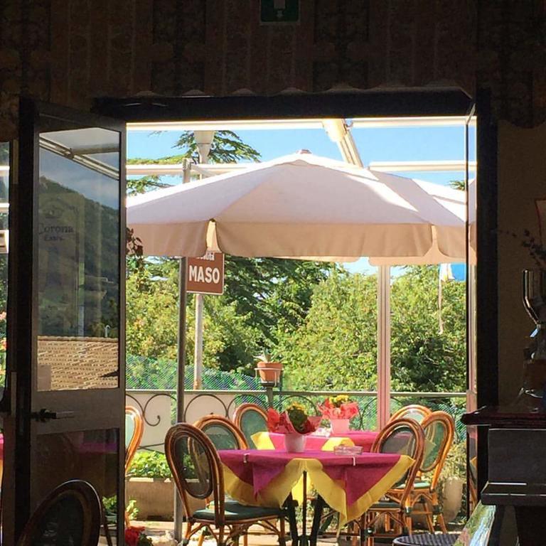 Hotel Serena Spiazzi Di Caprino Экстерьер фото